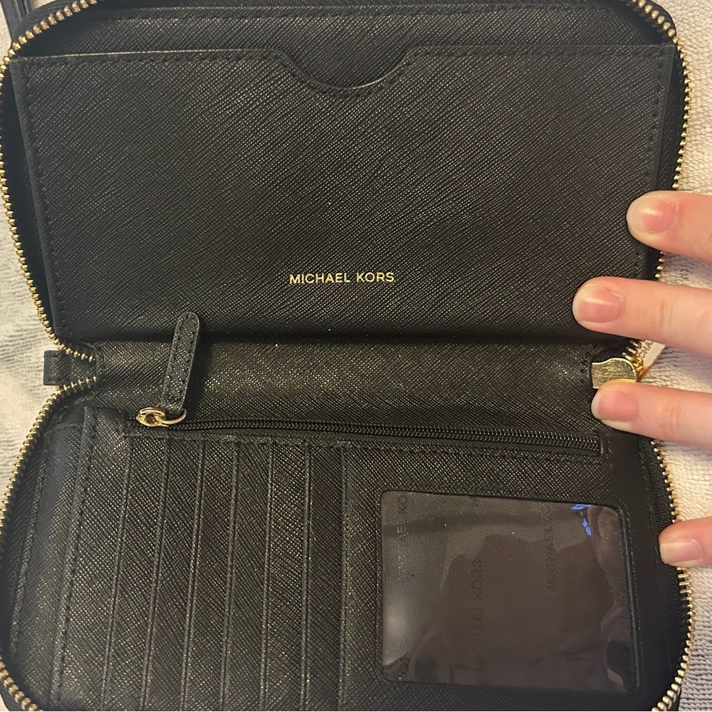 Michael Kors Black Wristlet Wallet - Picture 2 of 3